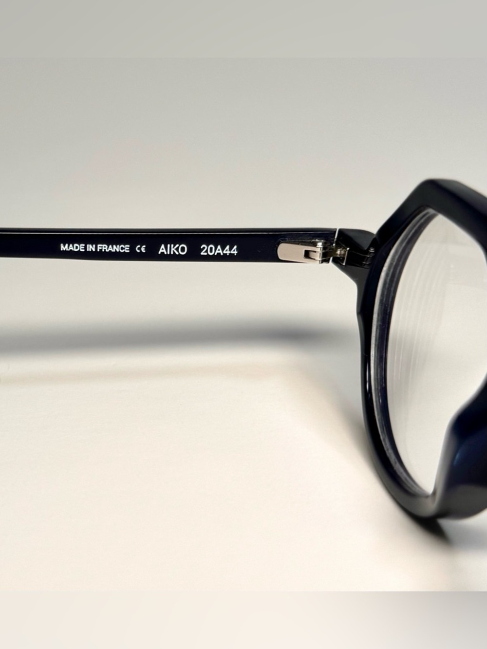 Anne & Valentin AIKO Modern Women's Eye Glasses in blue-black w Case - Picture 7 of 10